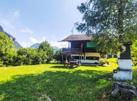 Chalet Altavista by Interhome，位于齐亚诺迪菲耶姆梅的酒店