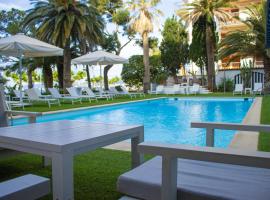 特利亚斯酒店，位于帕拉莫斯的酒店