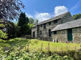 4 bed in Aberporth 79046