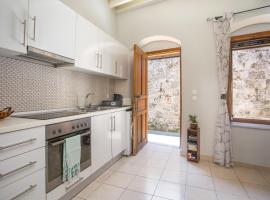 Art Houses Medieval Town Rhodes，位于罗德镇的酒店
