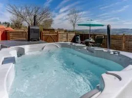 1 bed property in Brynteg 81354