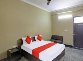 Hotel O Akshay Palace Hotel，位于Bilhaur的酒店