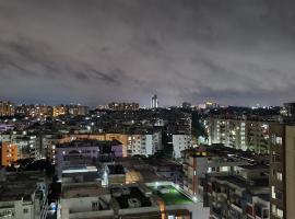 City lights view apartment, Electronic city，位于班加罗尔的酒店