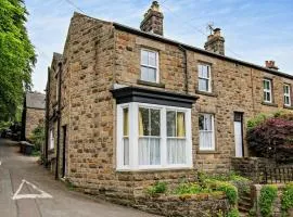 3 Bed in Bamford PK838