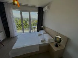 Green House - Studio Apartment with Mountain and Sea view