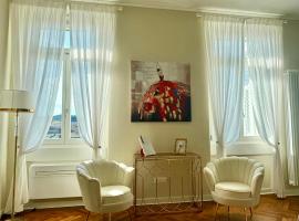 StaraGo Vienna Suite - Confort e stile nel cuore di Gorizia，位于戈里齐亚的酒店