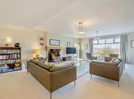 5 Bed in Windermere 93302
