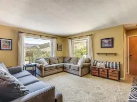 Mountain Views Walkable Lava Hot Springs Home!