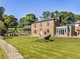 4 Bed in Wincle 95651