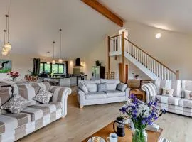 5 Bed in Dulverton 87003