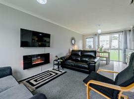 2 Bed in Freshwater East FB211，位于Stackpole的酒店