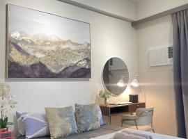 The Suite Room at The Amani Grand，位于Mactan Cebu International的酒店