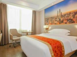 SHANGJINGHAO HOTEL （SAKATA SNOW ELEPHANT SUBWAY STATION SHOP），位于龙华的酒店