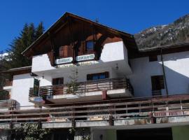 Chalet dell'Ischiator，位于巴尼迪维纳迪奥的酒店