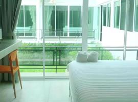Kosit One Hotel，位于Ban Bung Sam Phan Nok的酒店