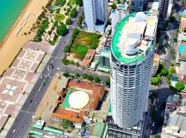 S79 Residence LYN Panorama