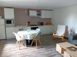 GITE 51 chez PATRICIA，位于La Neuville-aux-Bois的酒店