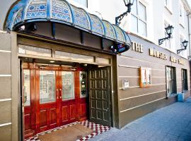 蒙斯特武器酒店，位于班敦的酒店