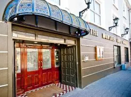 蒙斯特武器酒店