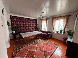 Askat Guest House，位于Kyzylemgek的酒店