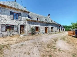 Pet Friendly Home In Sarroux - Saint Julien
