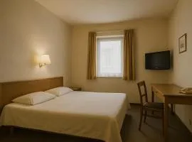 Le Patron Hotel