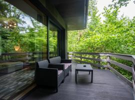 Nomád Glamping，位于诺茨瓦约的酒店