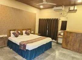 Raghunandan Resort
