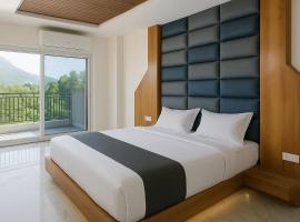 Hotel KARDHAR INN，位于Ambaji的酒店