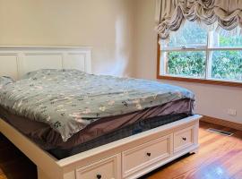 Marrbridge Home - Next to Morris Moor，位于穆拉宾的酒店