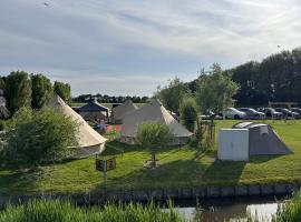 Castlefest Bell Tent，位于Warmond的豪华帐篷