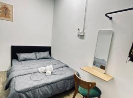 Hey Rest Up with shared bathroom，位于怡保的酒店