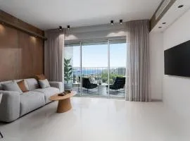 Hatmarim Sun And View