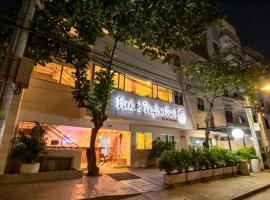 Hotel Taybo Kai By St Hoteles，位于圣玛尔塔的酒店