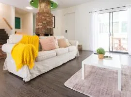 Bright & Spacious House Near UBC