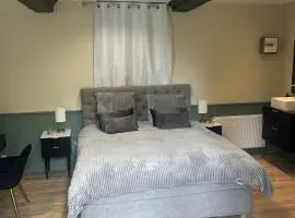 La Suite Fernand Bar