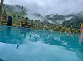 The Kempty Pool Retreat，位于穆索里的酒店