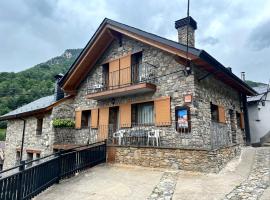 Casa Franch - L'Amfitriona，位于埃斯波特的酒店