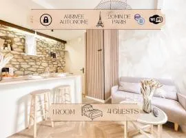 La Petite Reine – Parisian Charm near Paris