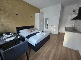 Studio 28