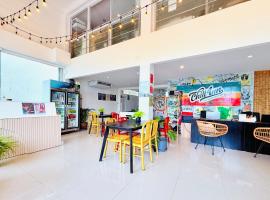 Chill Inn Chaweng Hostel and Cafe，位于苏梅岛的酒店