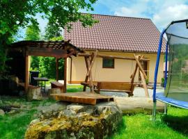 Chata Raztoka，位于奥什恰德尼察的木屋