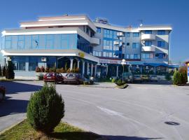 Hotel Split，位于Tešanjka的酒店