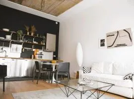 Modern & Sunny 1BR Apartment with swimming pool