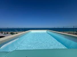 Almarea Cirò Marina，位于奇尔奥马里纳的酒店