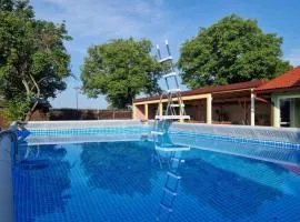 Kuća za odmor Holiday house AKORD, Marindvor