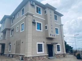Havilah Blu Hotel and Suites，位于Nnewi的酒店