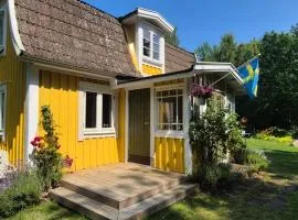 Trevliga stugor i Torhamn, perfekt för familjer