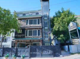 The Barcelo hotel，位于纳兰恩的酒店