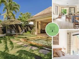 Villa du Lagon beachfront home with pool by IHR